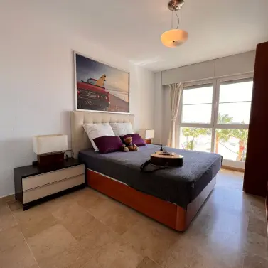 Sale of penthouse in Estepona