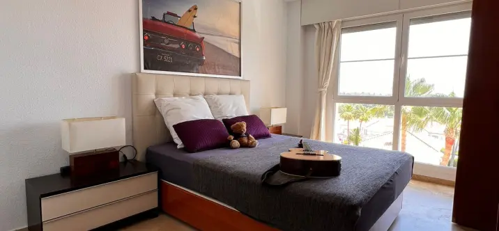 Sale of penthouse in Estepona 3