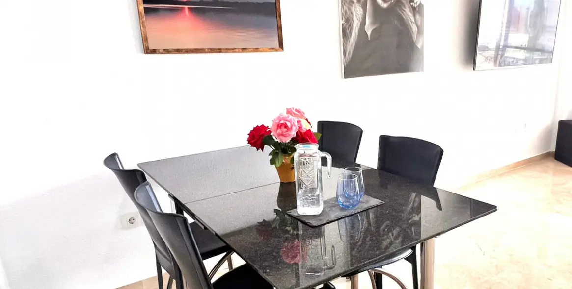 Sale of penthouse in Estepona 13