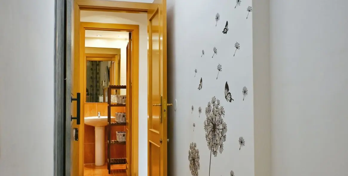 Sale of middle floor apartment in Fuengirola 6