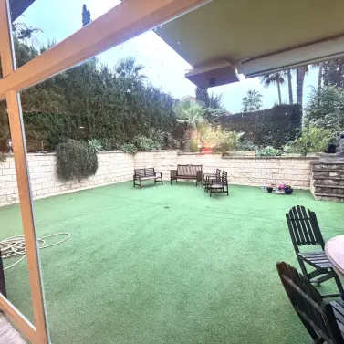 Продажа дома на две семьи в Atalaya