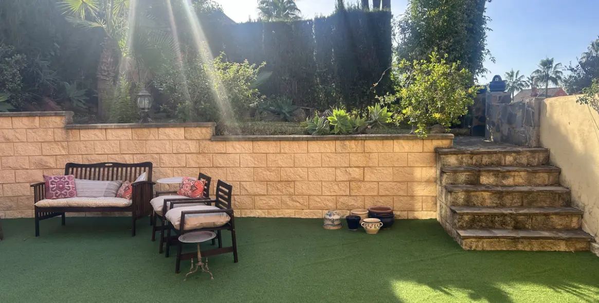 Продажа дома на две семьи в Atalaya 16