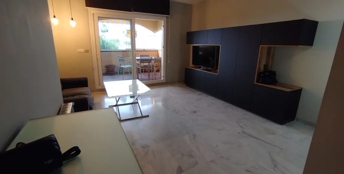 Продажа апартаментов на среднем этаже в Los Alamos 4