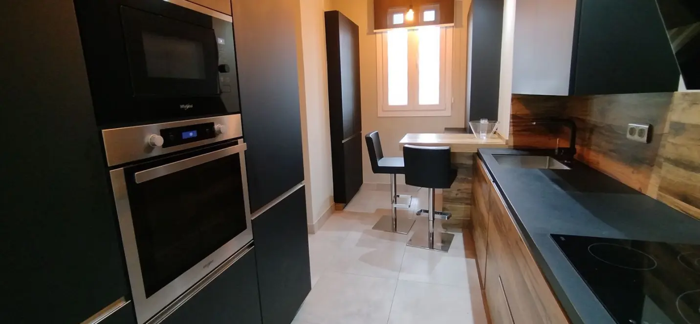 Sale of middle floor apartment in Los Alamos 2