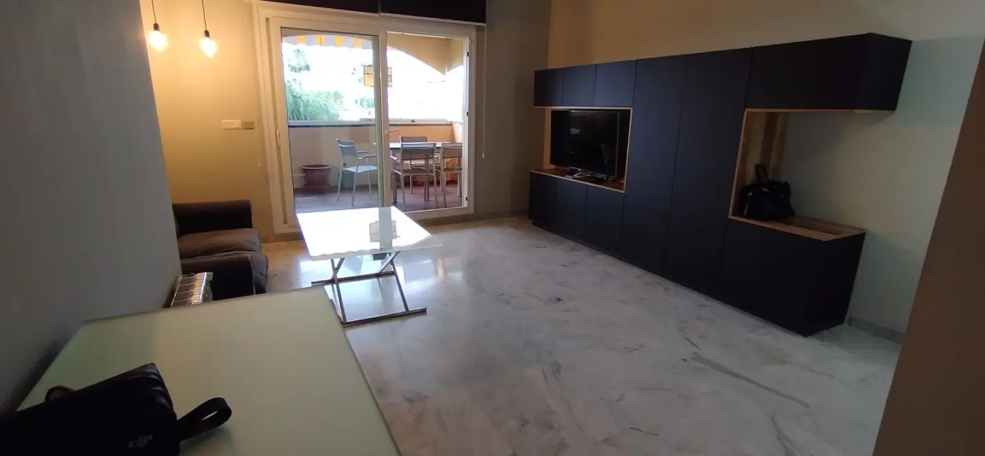 Sale of middle floor apartment in Los Alamos 3