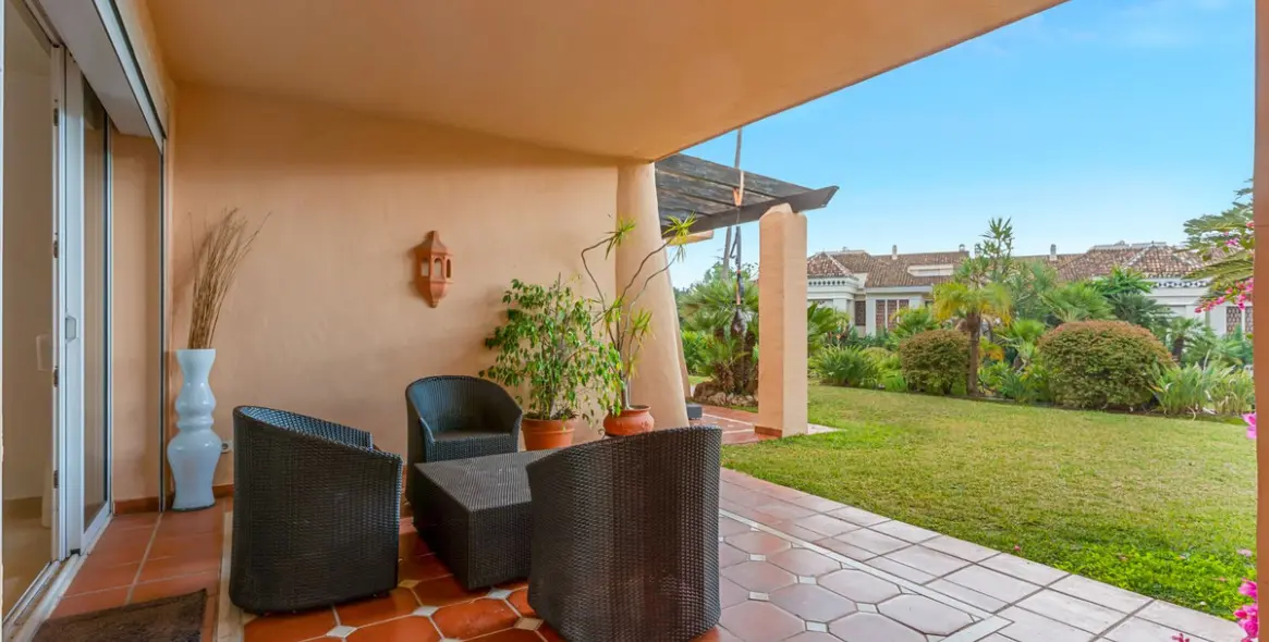 Sale of ground floor apartment in Sierra Blanca 3