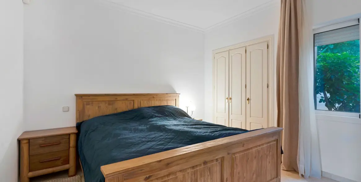 Sale of ground floor apartment in Sierra Blanca 17