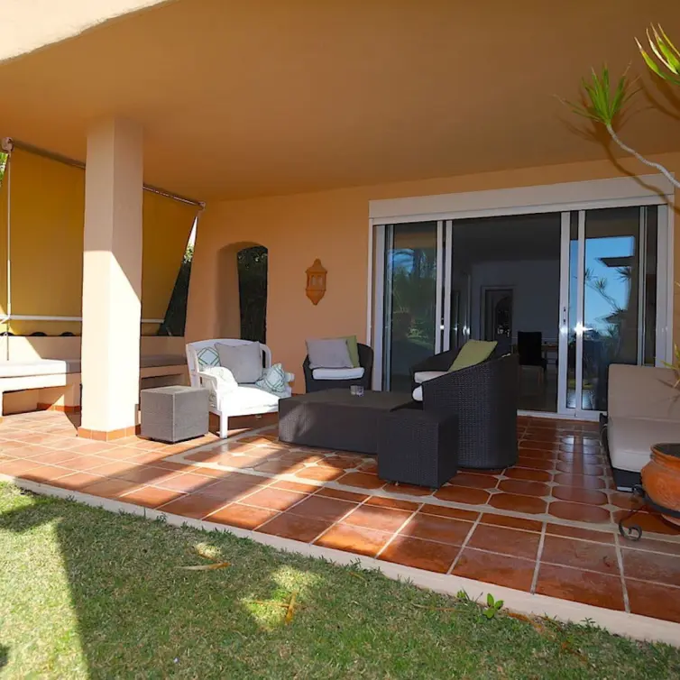 Sale of ground floor apartment in Sierra Blanca