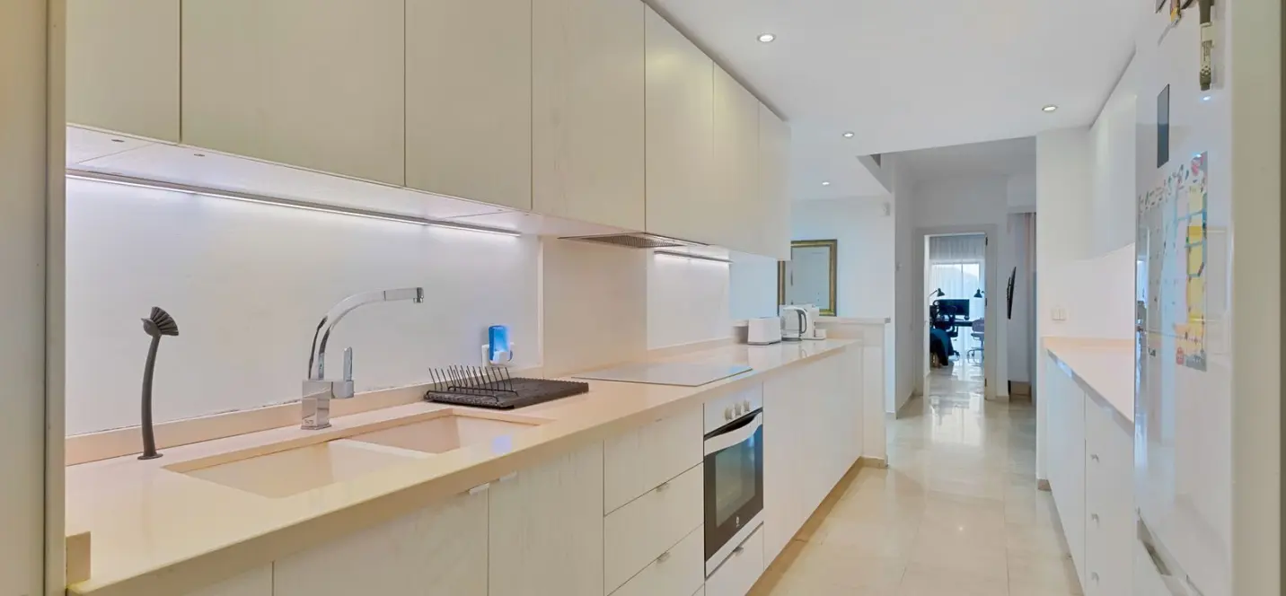 Sale of ground floor apartment in Sierra Blanca 3