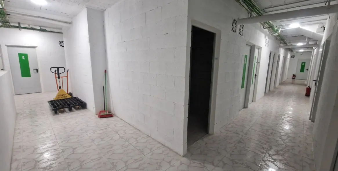 Продажа коммерческого помещения в Fuengirola 12