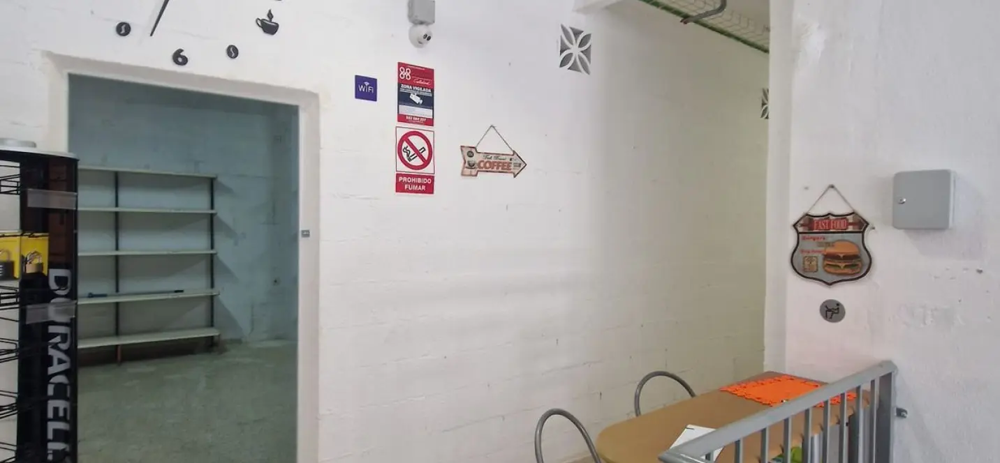 Sale of commercial premises in Fuengirola 2