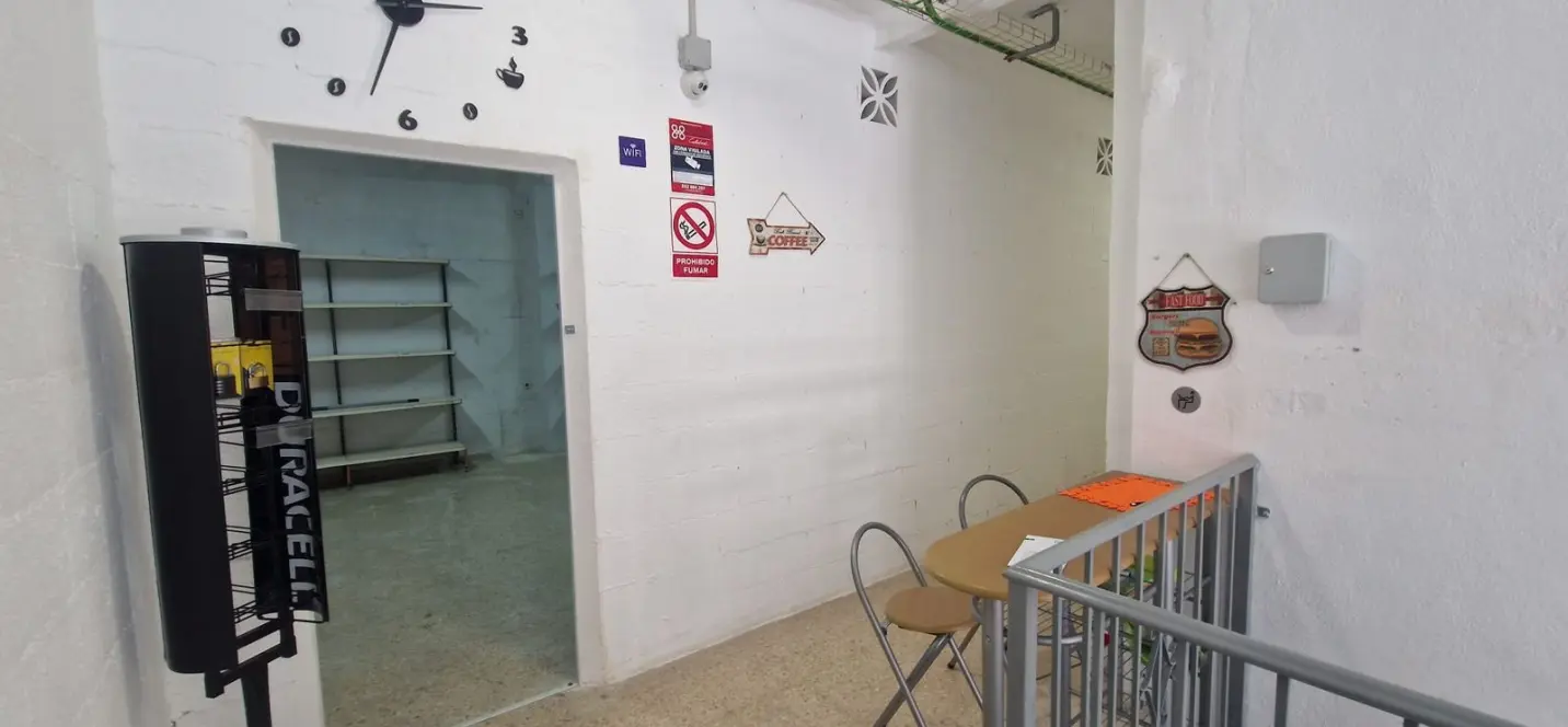 Sale of commercial premises in Fuengirola 4