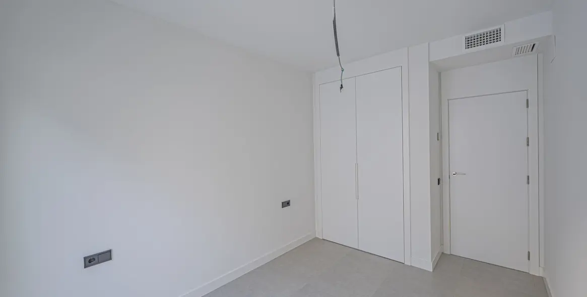 Продажа апартаментов на среднем этаже в Altos de los Monteros 24