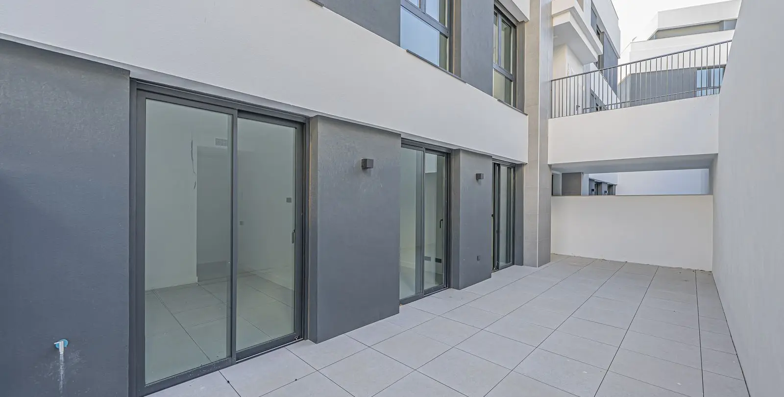 Sale of middle floor apartment in Altos de los Monteros 21