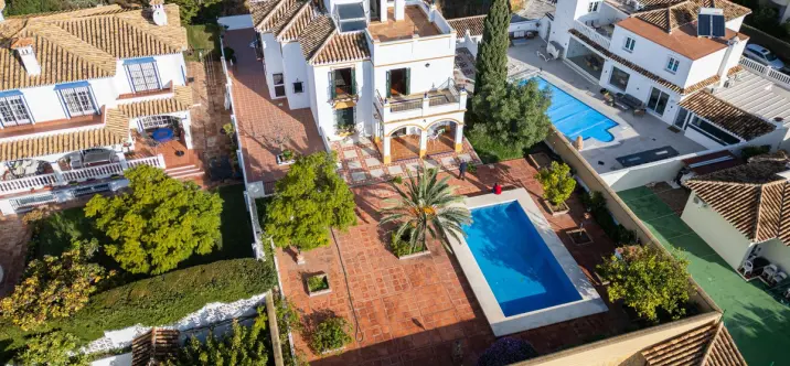 Venta de villa independiente en Arroyo de la Miel 0