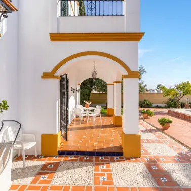 Venta de villa independiente en Arroyo de la Miel