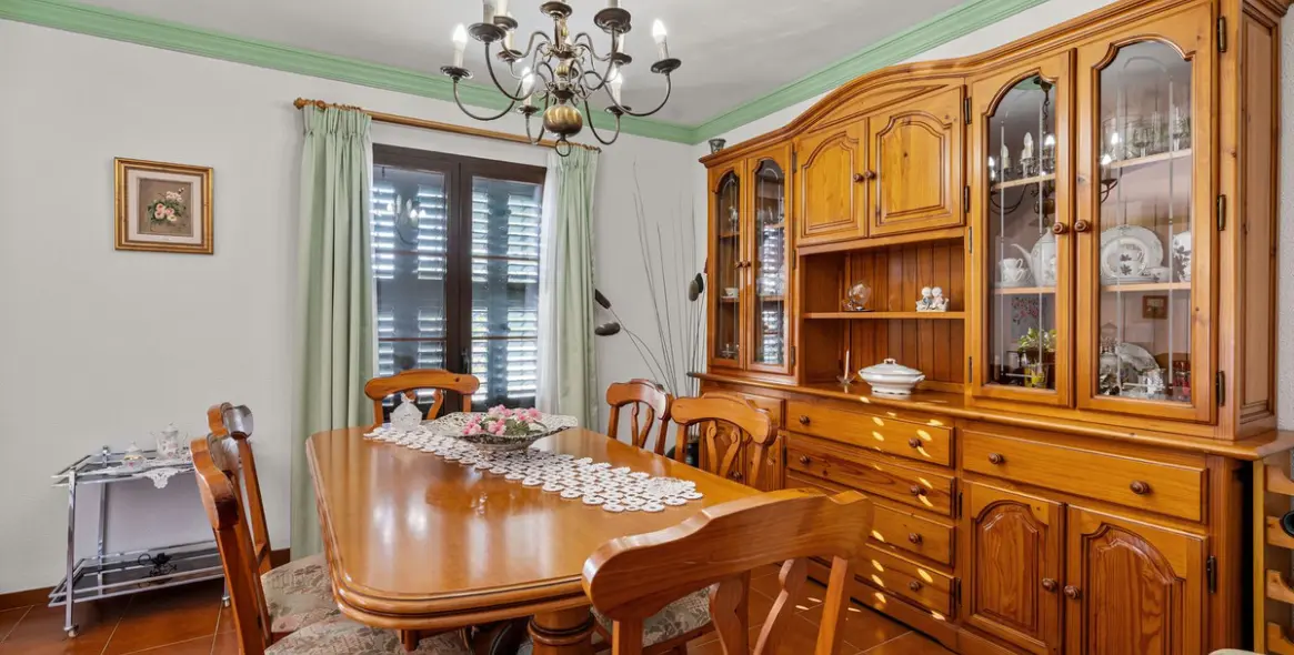 Sale of detached villa in Arroyo de la Miel 11