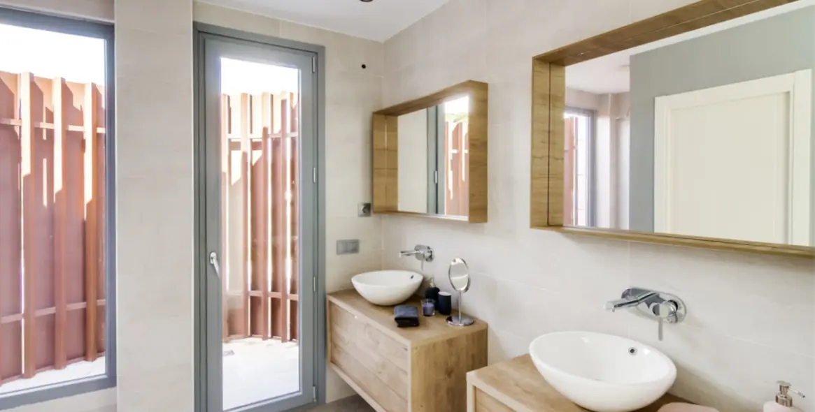 Продажа  отдельно стоящей виллы в Mijas Costa 14