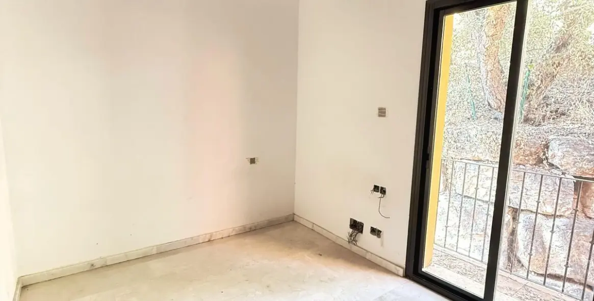 Продажа  отдельно стоящей виллы в Marbella East (район Elviria) 8