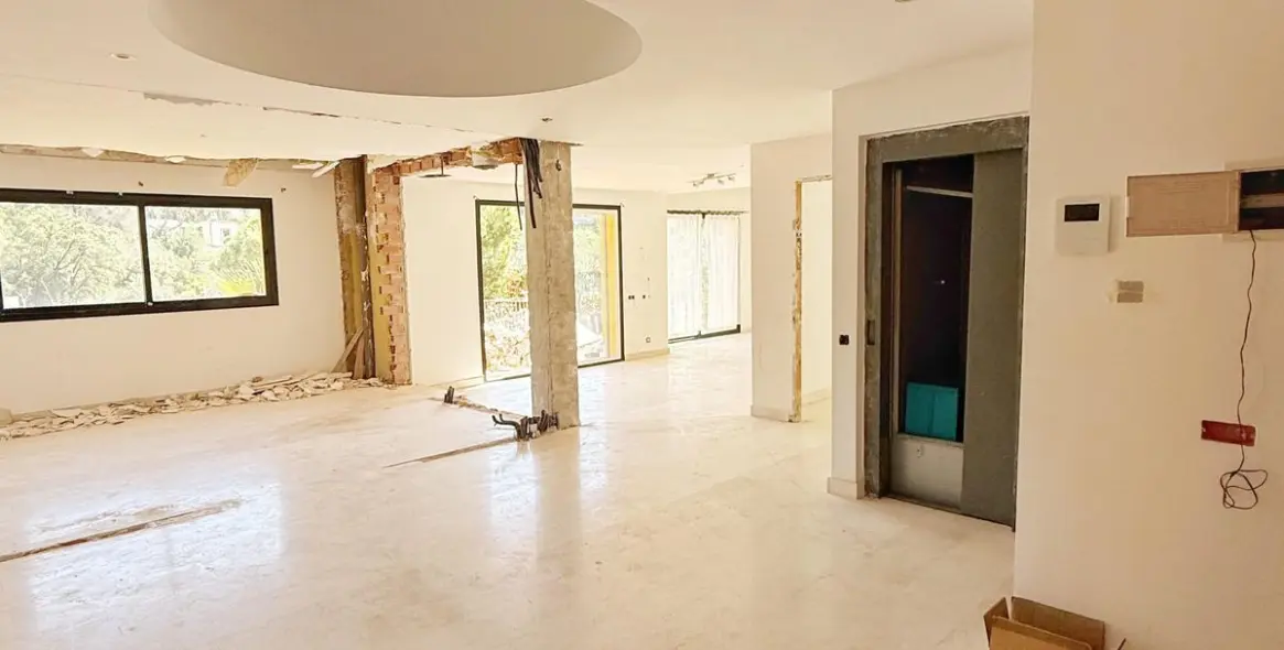 Venta de villa independiente en Elviria 2