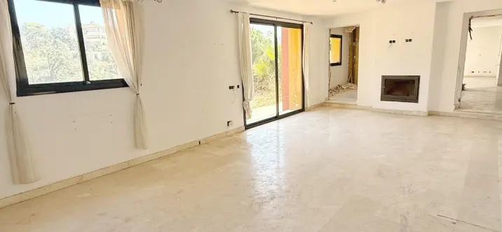 Venta de villa independiente en Elviria 2