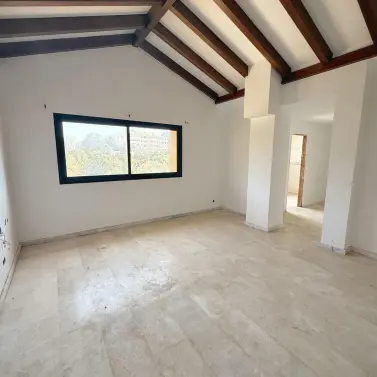 Venta de villa independiente en Elviria