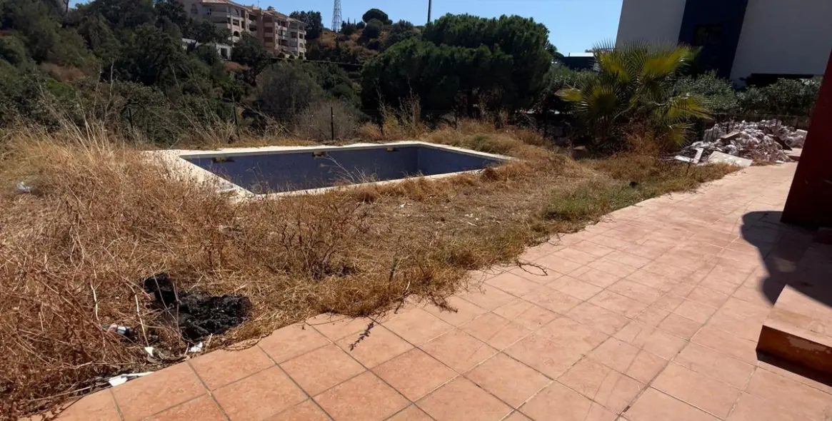 Venta de villa independiente en Elviria 11