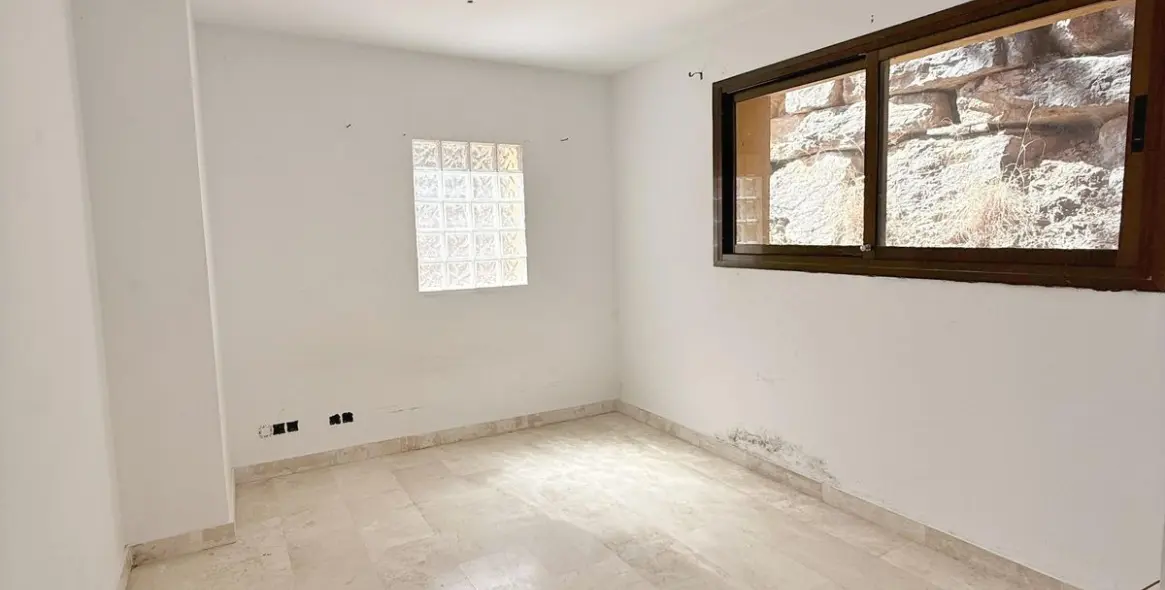 Venta de villa independiente en Elviria 21