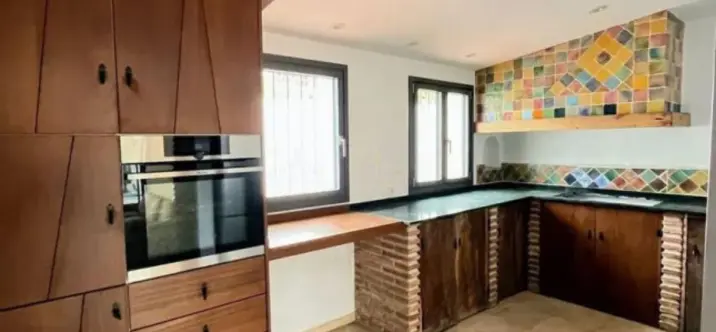 Oтдельно стоящая вилла R5231137 2