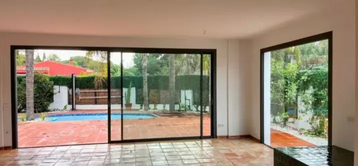 Oтдельно стоящая вилла R5231137 4