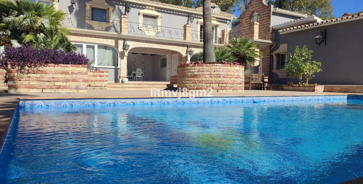 Sale of detached villa in Benahavís 5