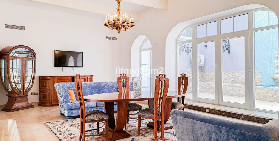 Sale of detached villa in Benahavís 10