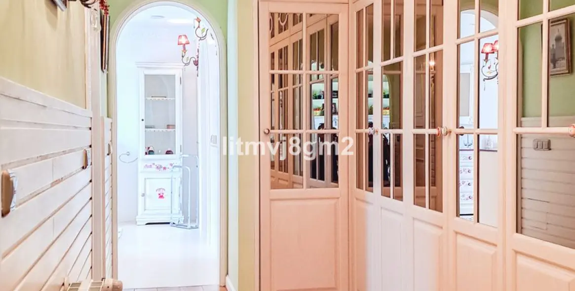 Sale of detached villa in Benahavís 12