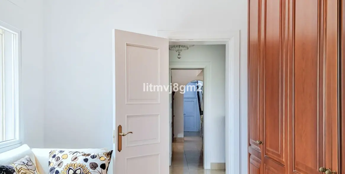 Sale of detached villa in Benahavís 20