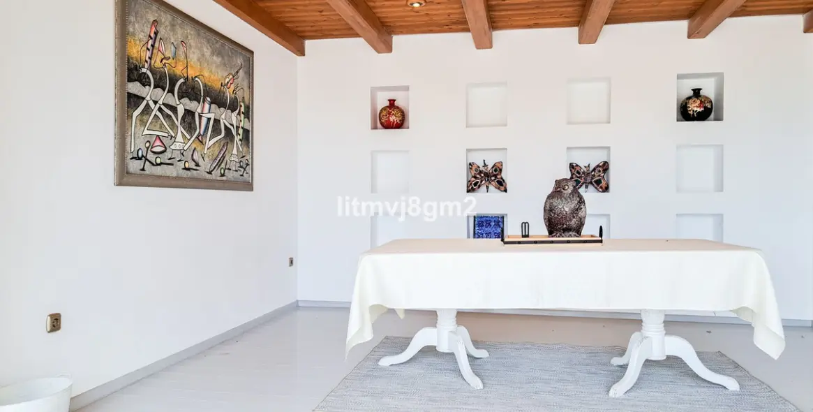 Продажа  отдельно стоящей виллы в Benahavís 38