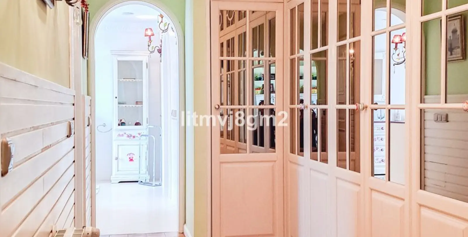 Sale of detached villa in Benahavís 12