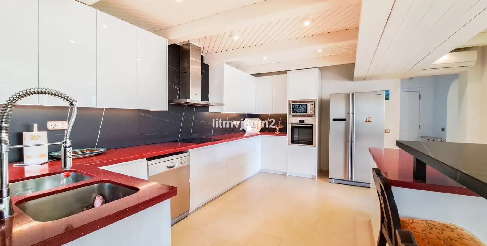 Sale of detached villa in Benahavís 25