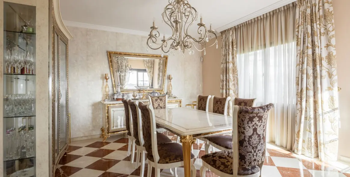 Продажа  отдельно стоящей виллы в Estepona (район El Paraiso) 20