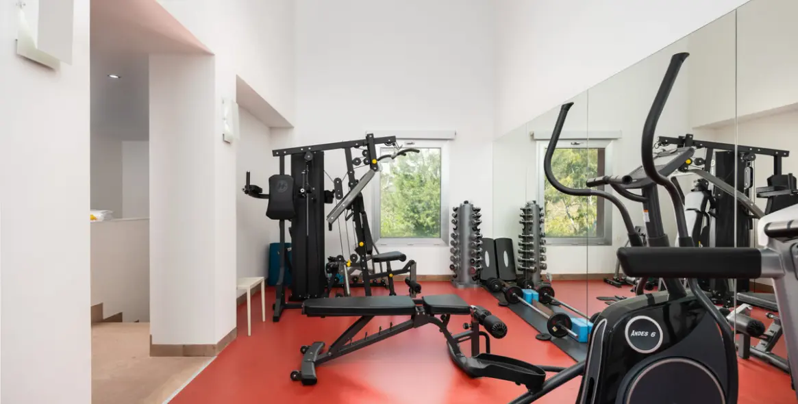 Продажа  отдельно стоящей виллы в Malaga (район Teatinos) 14