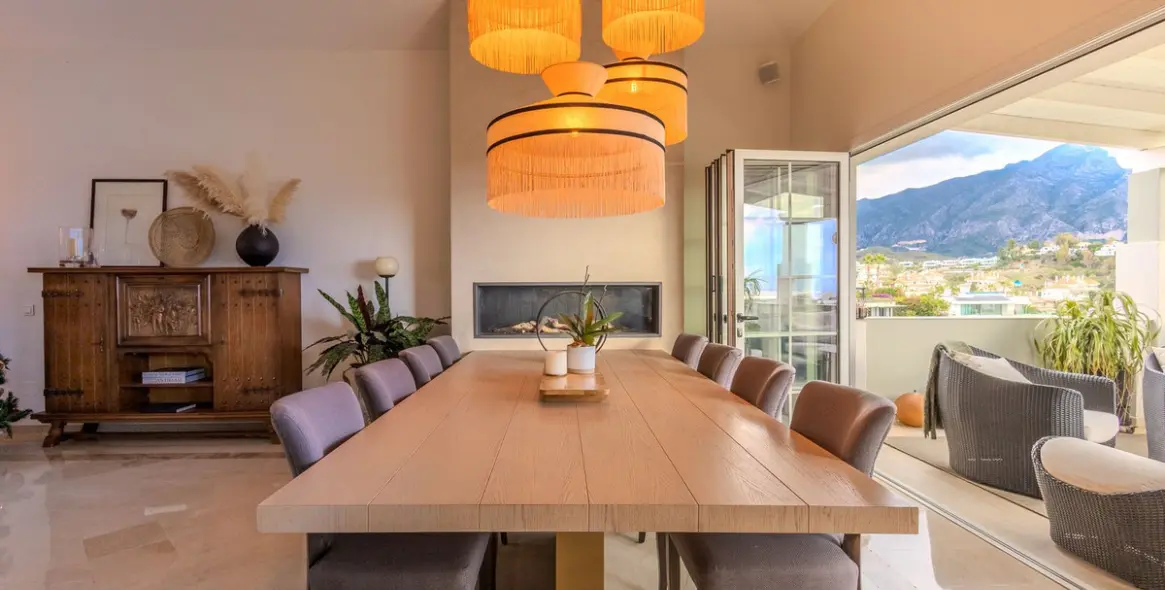 Продажа дома на две семьи в Nueva Andalucía (район Nueva Andalucía) 1