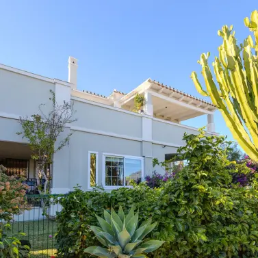 Дом на две семьи R5253085