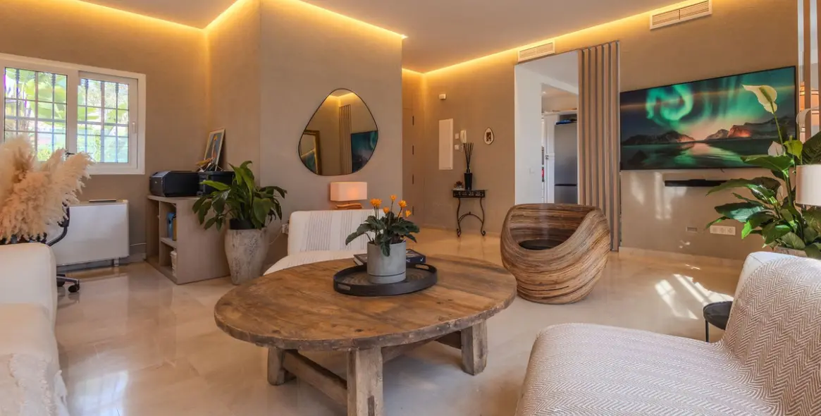 Продажа дома на две семьи в Nueva Andalucía (район Nueva Andalucía) 6