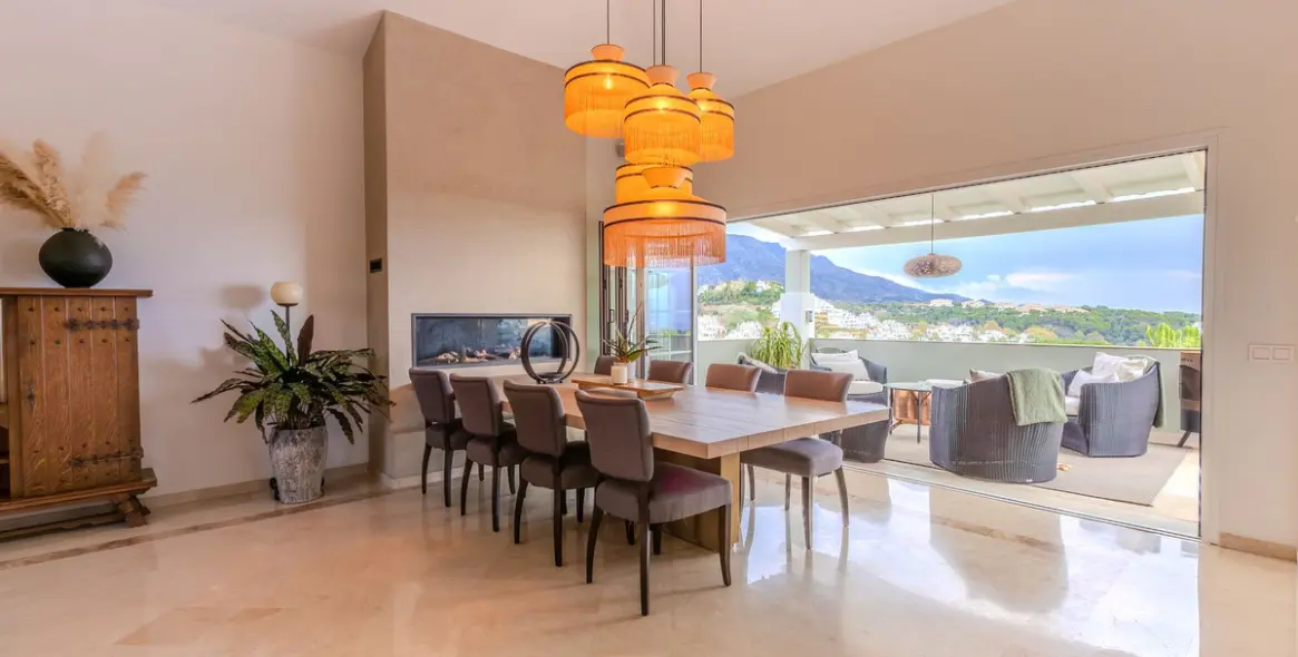 Продажа дома на две семьи в Nueva Andalucía (район Nueva Andalucía) 11