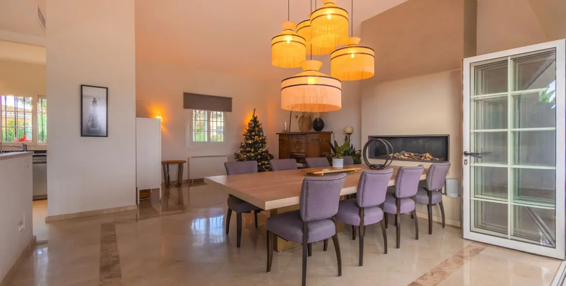 Продажа дома на две семьи в Nueva Andalucía (район Nueva Andalucía) 13