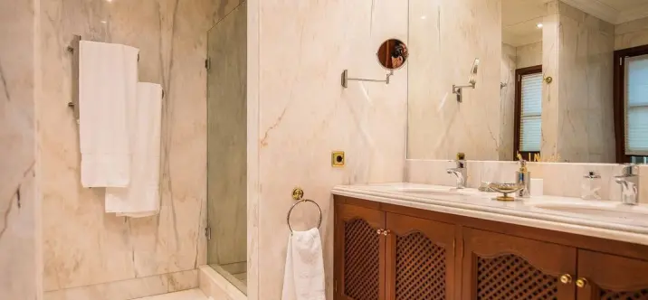 Oтдельно стоящая вилла R4454962 3