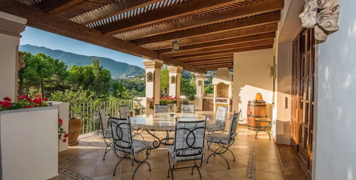 Продажа  отдельно стоящей виллы в Benahavís (район La Zagaleta) 8