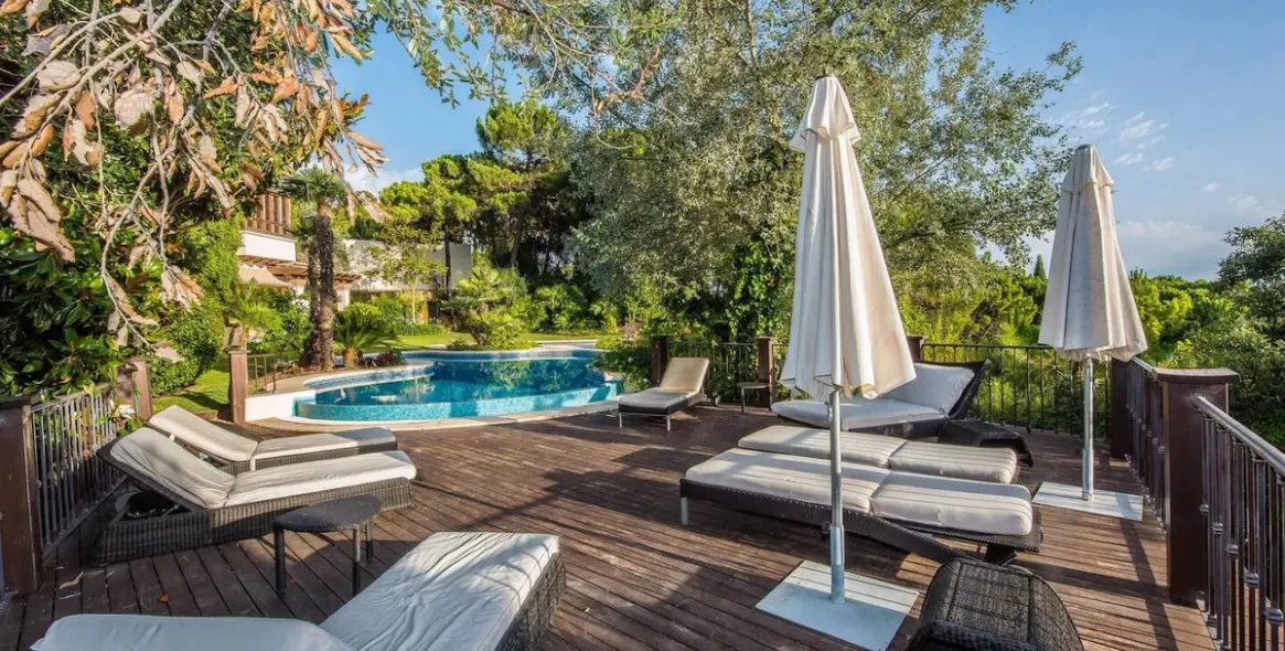 Venta de villa independiente en La Zagaleta 23