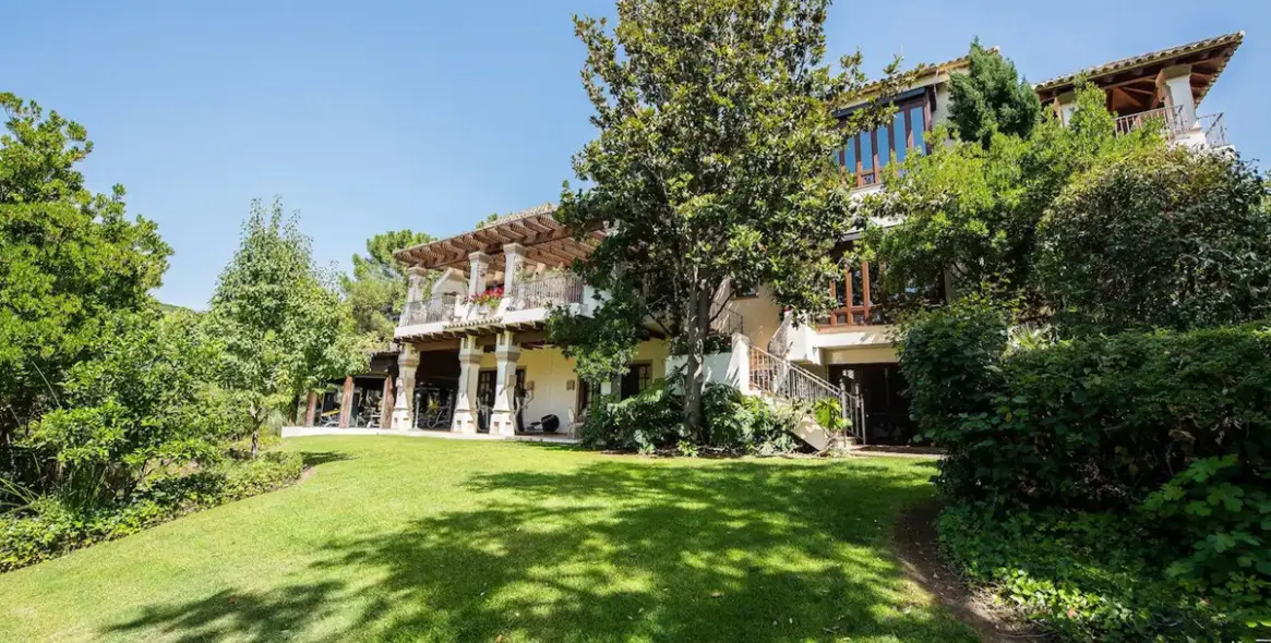 Venta de villa independiente en La Zagaleta 26