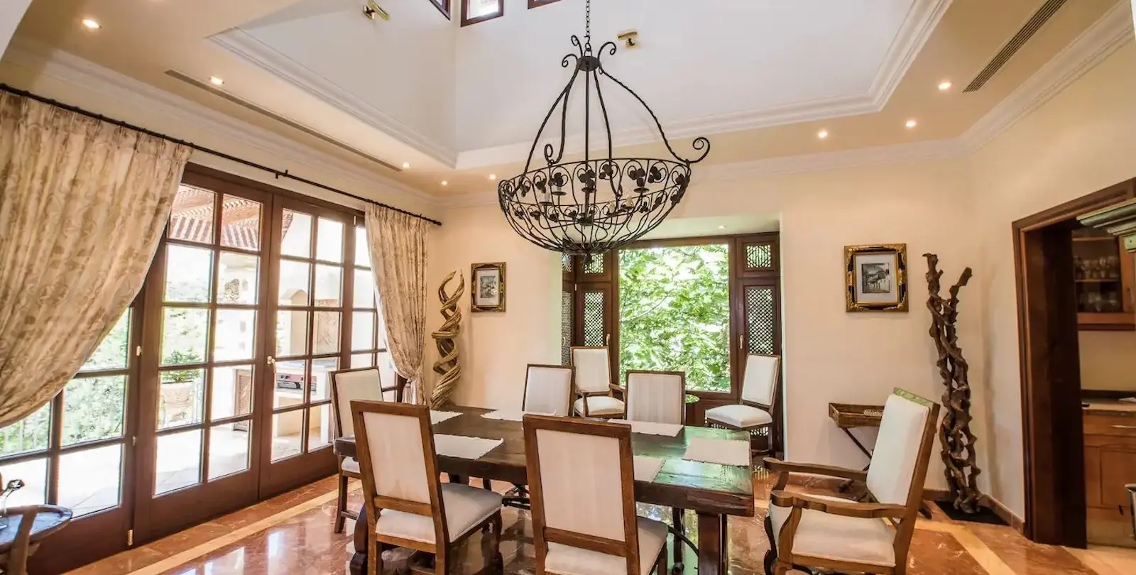 Sale of detached villa in La Zagaleta 13