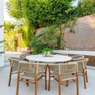 Oтдельно стоящая вилла R5251444